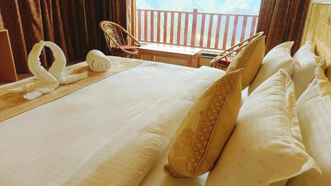 The Vintage Hill Village - Himalayan Boutique Resort Kanatal Exterior photo
