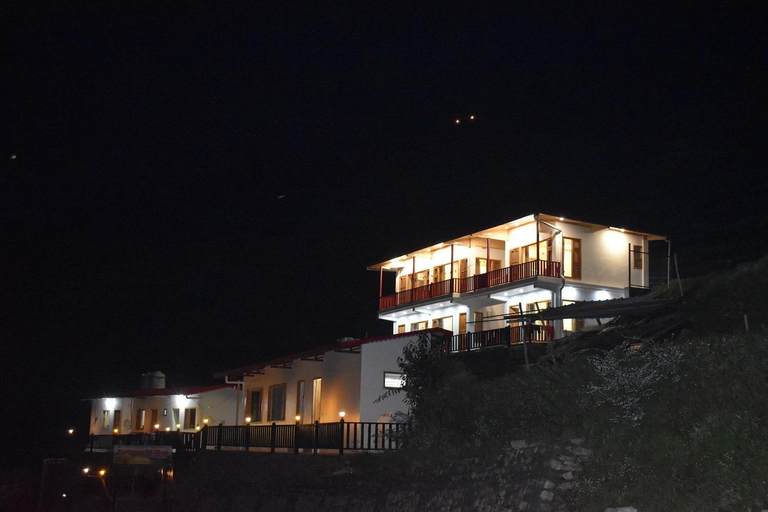 The Vintage Hill Village - Himalayan Boutique Resort Kanatal Exterior photo