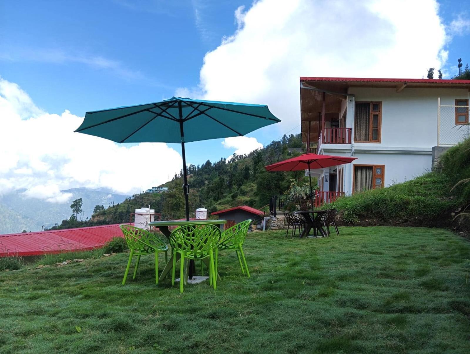 The Vintage Hill Village - Himalayan Boutique Resort Kanatal Exterior photo